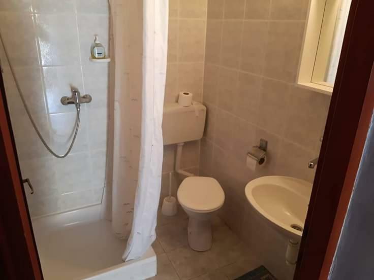 Apartmani Katica Vir Εξωτερικό φωτογραφία
