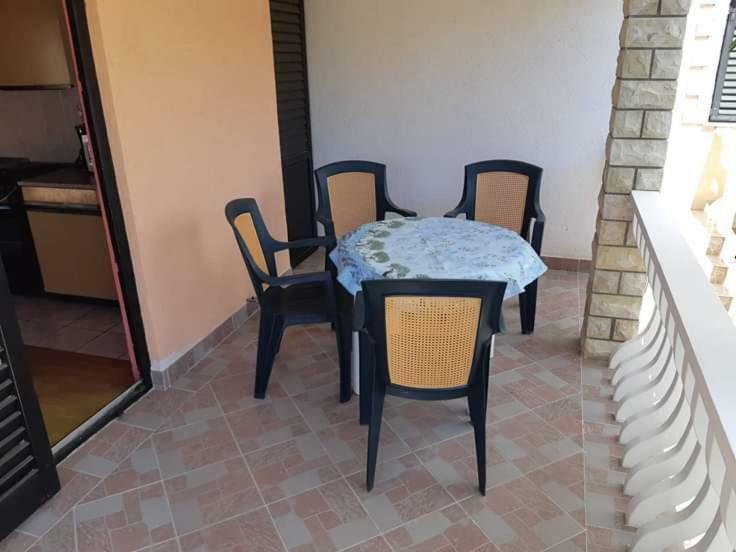 Apartmani Katica Vir Εξωτερικό φωτογραφία